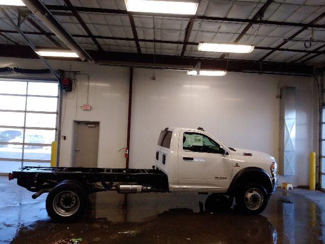 2020 Ram 5500 Chassis Cab Tradesman Bright White Clearcoat, Viroqua, WI