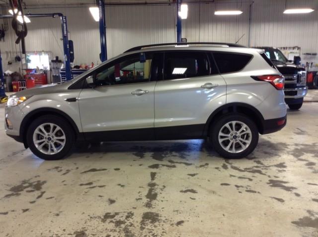 2018 Ford Escape SE Ingot Silver Metallic, Viroqua, WI