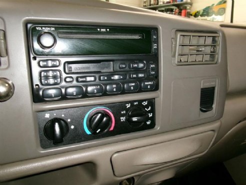 2003 Ford F-250 XLT 4dr Crew Cab 4WD SB Tan, East Barre, VT