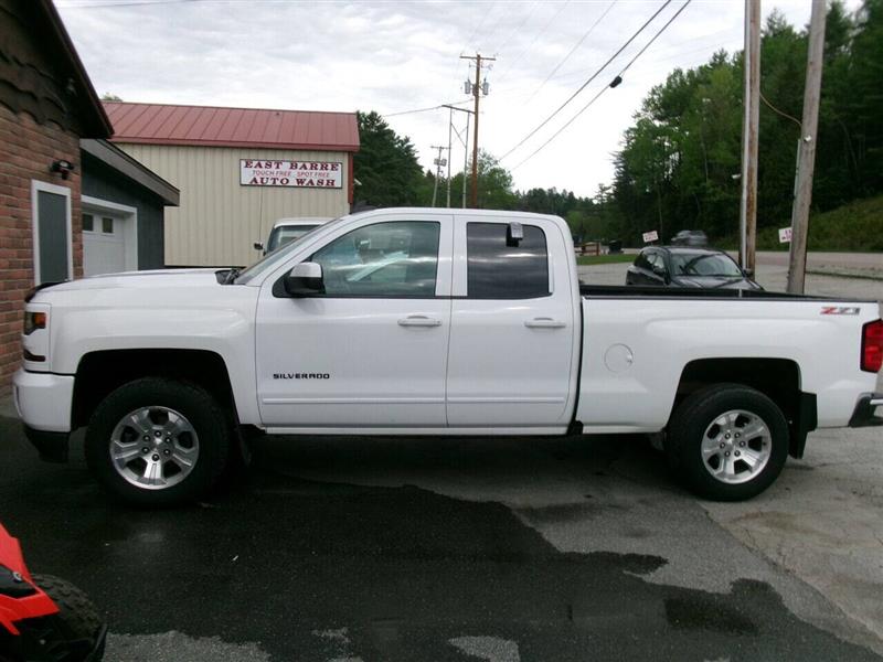 2017 Chevrolet Silverado 1500 LT 4x4 4dr Double Cab 6.5 ft. SB White, East Barre, VT