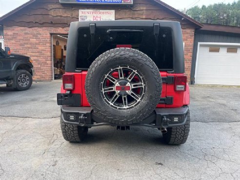 2017 Jeep Wrangler Sahara 4x4 4dr SUV Red, East Barre, VT