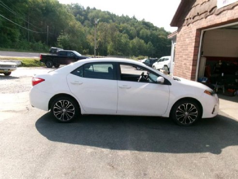 2015 Toyota Corolla S 4dr Sedan White, East Barre, VT