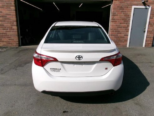 2015 Toyota Corolla S 4dr Sedan White, East Barre, VT