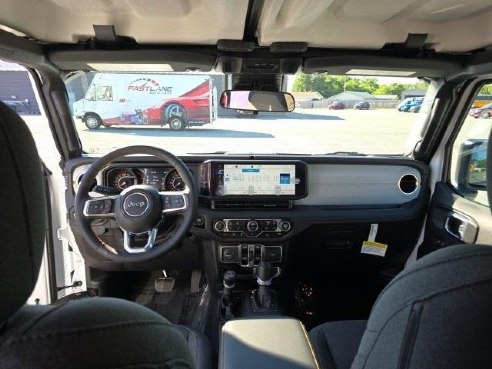 2024 Jeep Wrangler Sahara White, Boscobel, WI