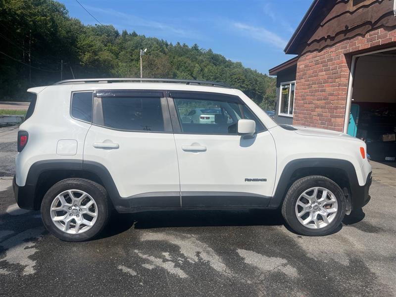 2018 Jeep Renegade Latitude 4x4 4dr SUV White, East Barre, VT