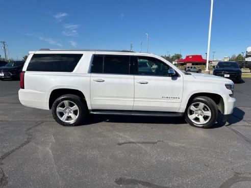 2017 Chevrolet Suburban Premier White, Viroqua, WI