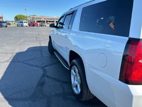 2017 Chevrolet Suburban Premier White, Viroqua, WI