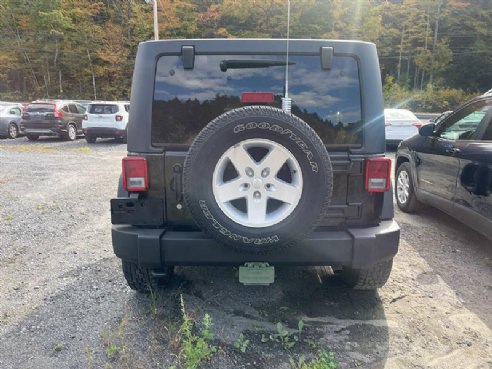 2017 Jeep Wrangler Sport 4x4 4dr SUV Black, East Barre, VT