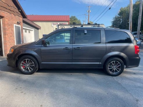 2017 Dodge Grand Caravan SXT 4dr Mini Van Black, East Barre, VT