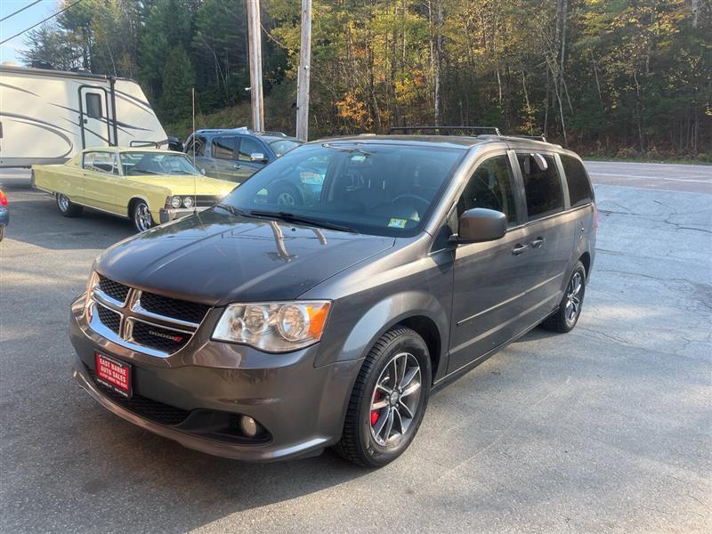 2017 Dodge Grand Caravan SXT 4dr Mini Van Black, East Barre, VT