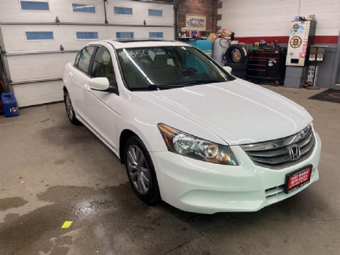 2012 Honda Accord EX 4dr Sedan 5A White, East Barre, VT