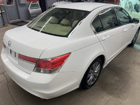 2012 Honda Accord EX 4dr Sedan 5A White, East Barre, VT